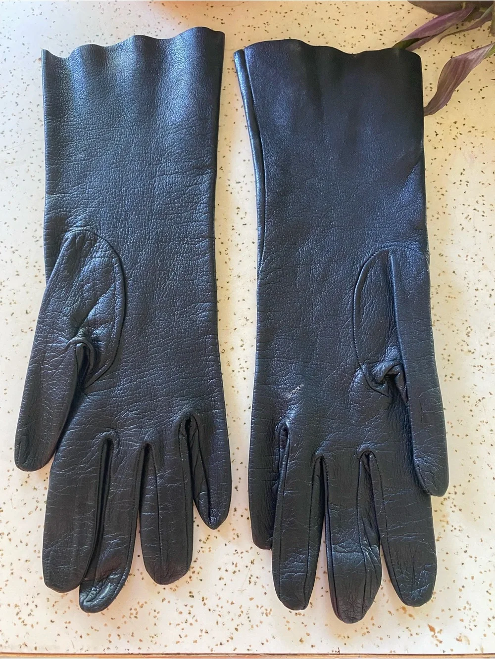 Wm. M. Frazin Tomhany genuine leather custom made vintage black gloves small